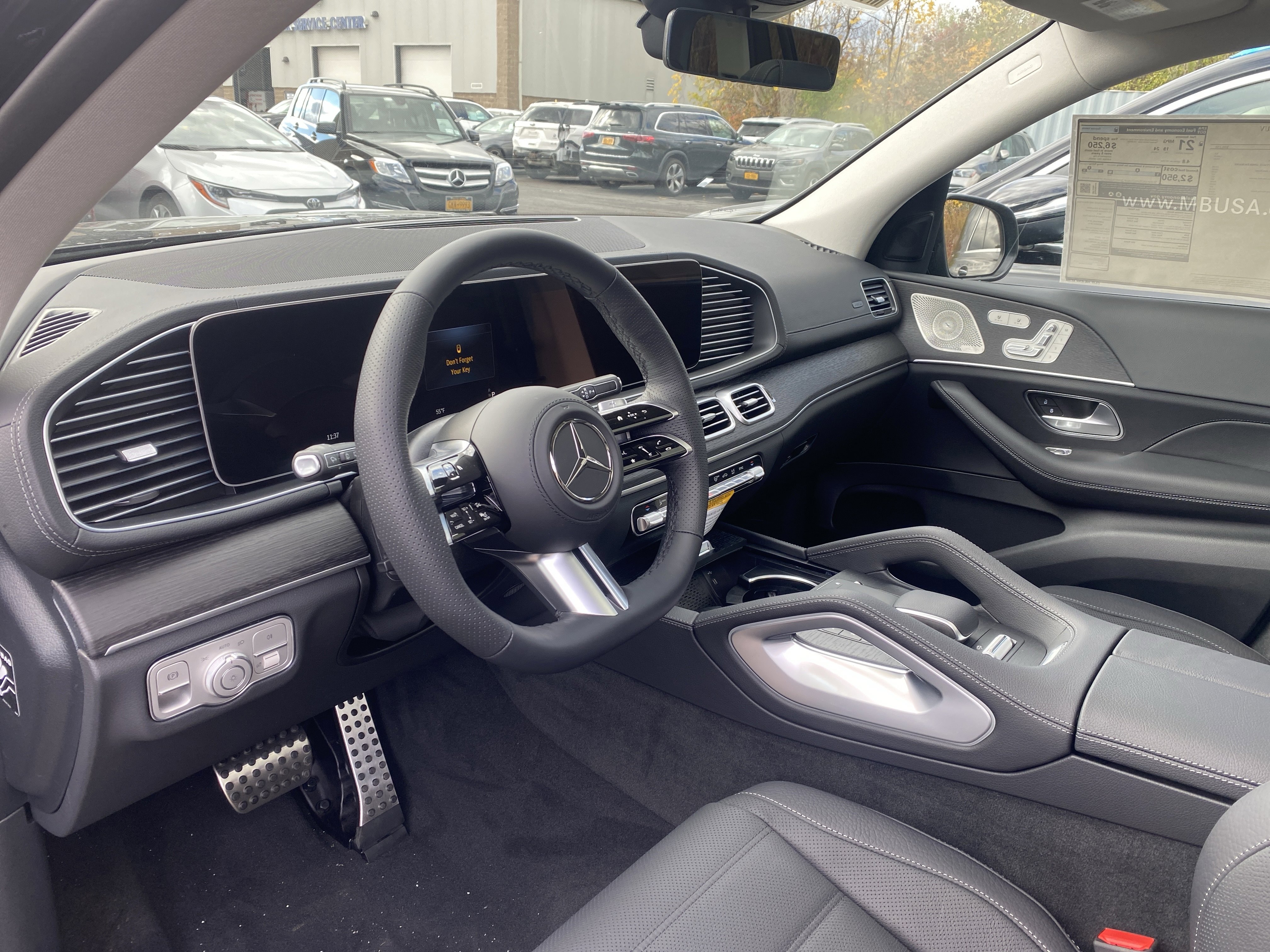 New 2026 Mercedes-Benz GLS 450 4MATIC image 9