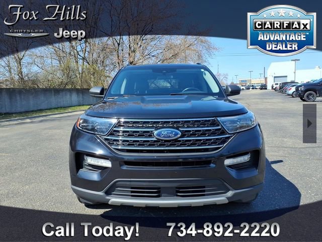 Used 2021 Ford Explorer XLT w/ Equipment Group 202A AWD/4WD image 2