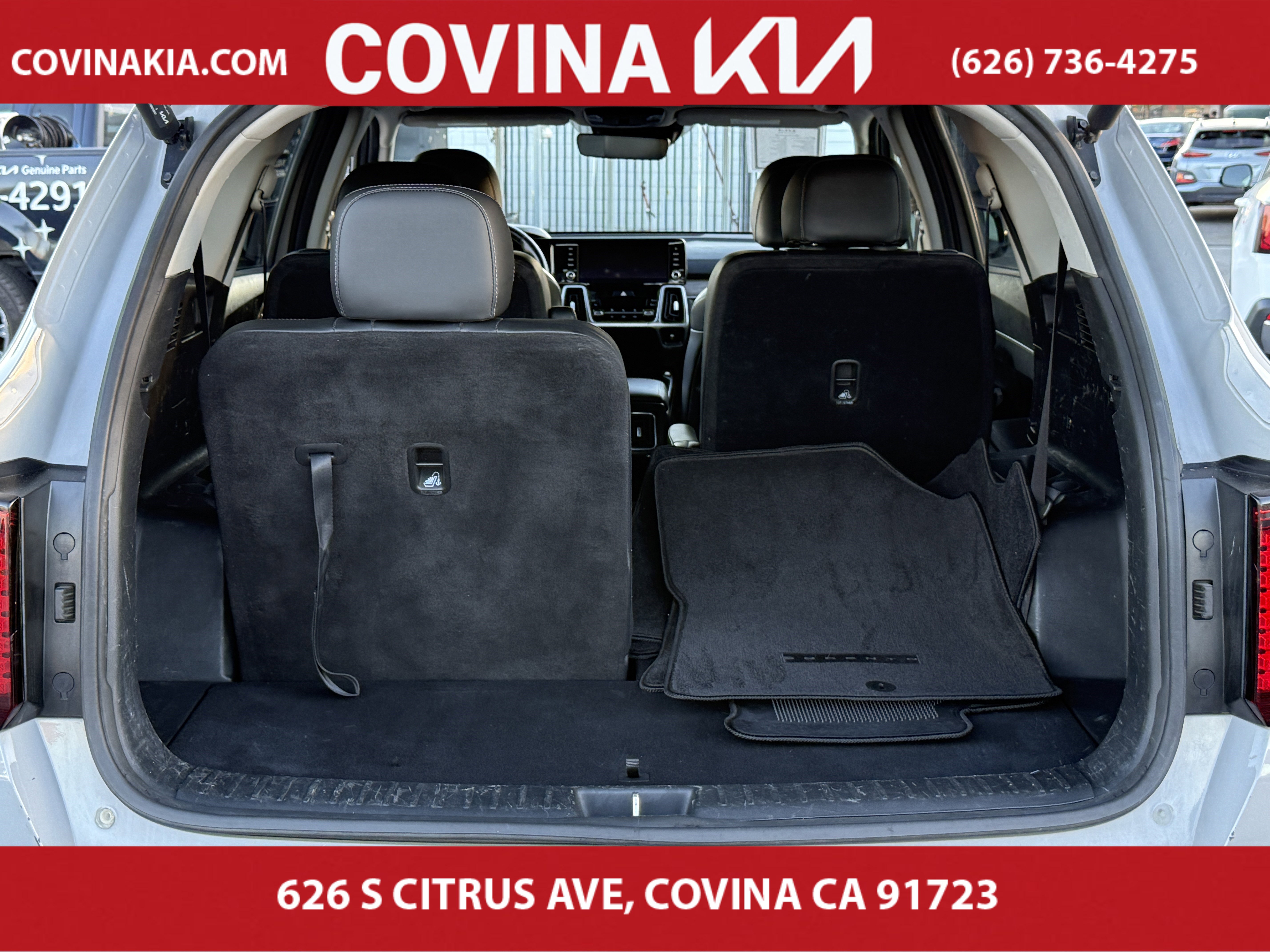 Used 2022 Kia Sorento EX w/ Panoramic Sunroof Package image 11