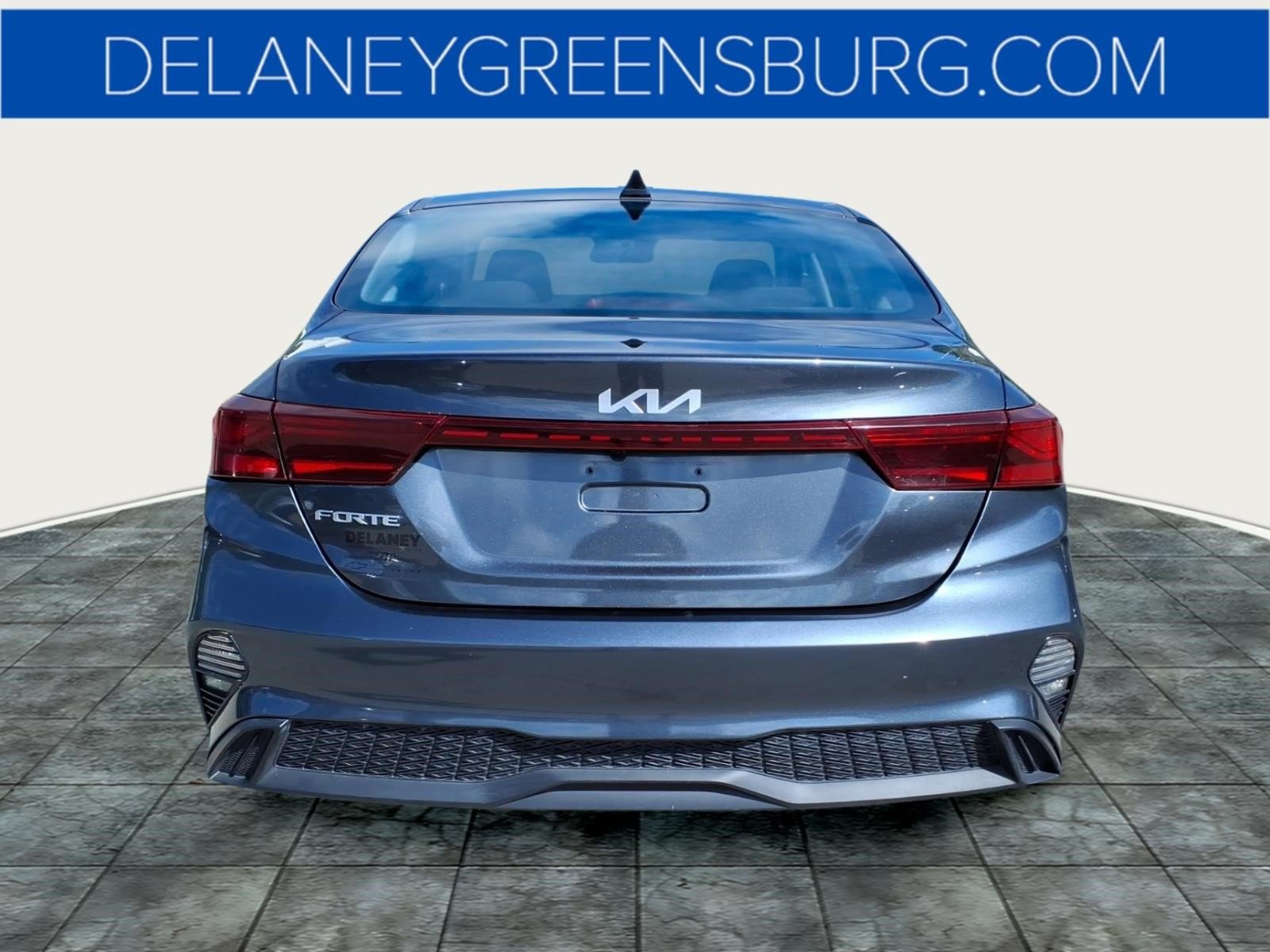 Used 2023 Kia Forte LXS FWD image 4