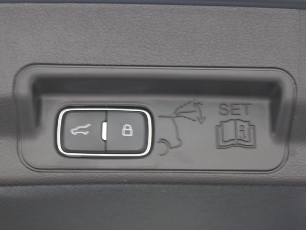 Used 2026 Ford Explorer Tremor w/ Tremor Convenience Package AWD/4WD image 50