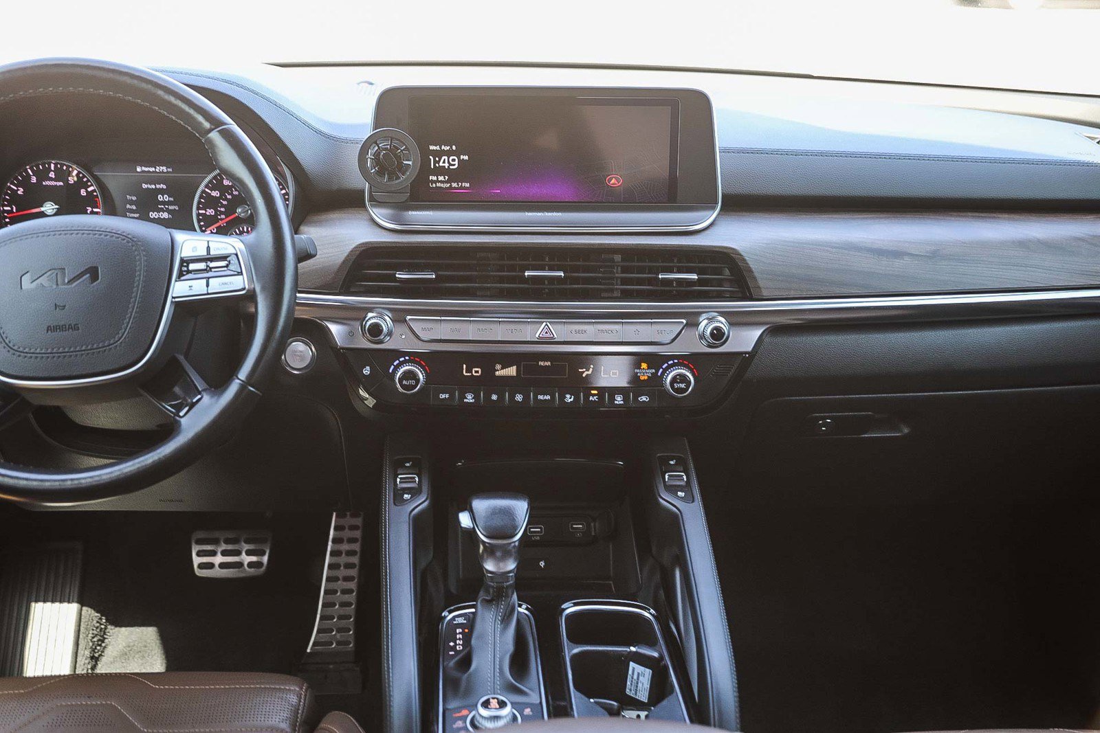 Used 2022 Kia Telluride SX w/ SX Prestige Package image 13