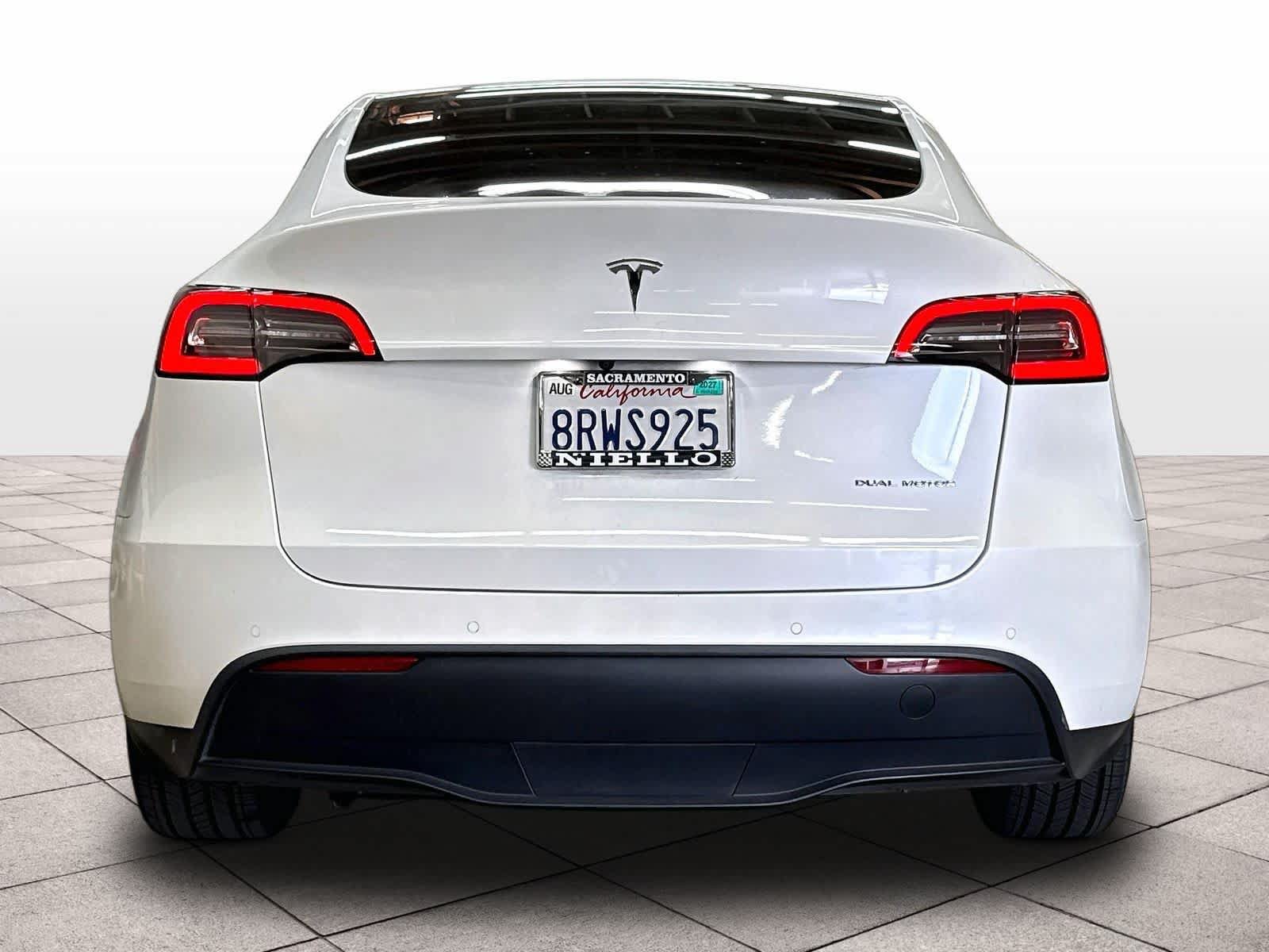 Used 2020 Tesla Model Y Long Range AWD/4WD image 7