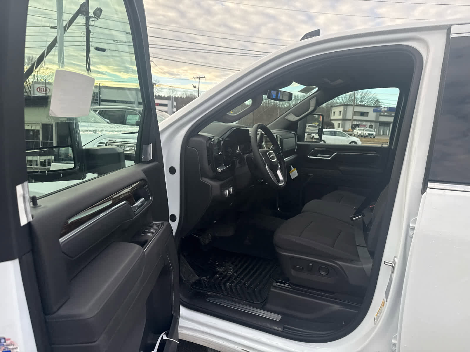 New 2026 GMC Sierra 2500 SLE w/ SLE Value Package; image 16