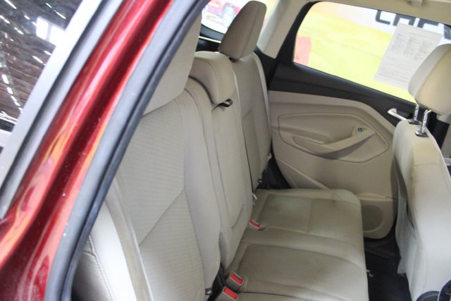 Used 2017 Ford Escape SE AWD/4WD image 9