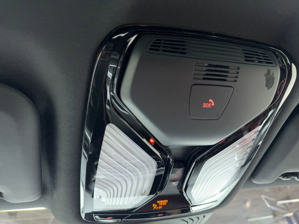 Used 2023 BMW X4 M40i w/ Premium Package image 37