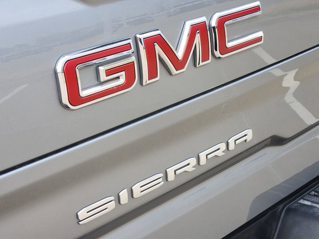 Used 2025 GMC Sierra 1500 SLT image 14