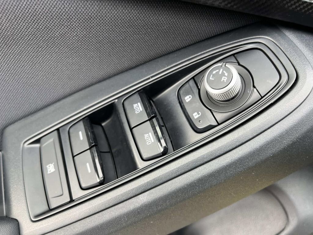 Used 2021 Subaru Crosstrek 2.0i Premium image 28