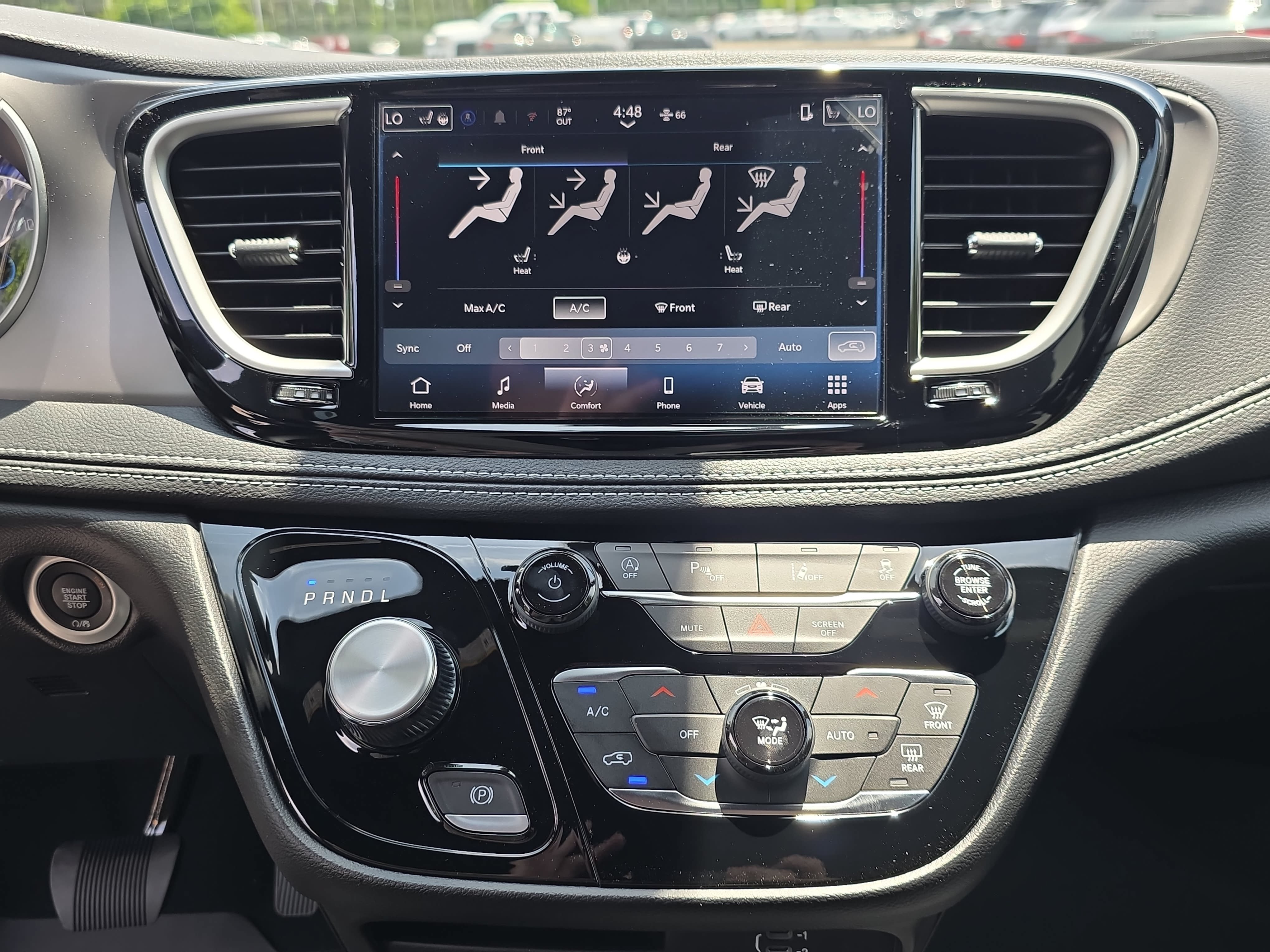 New 2027 Chrysler Pacifica Select AWD/4WD image 22