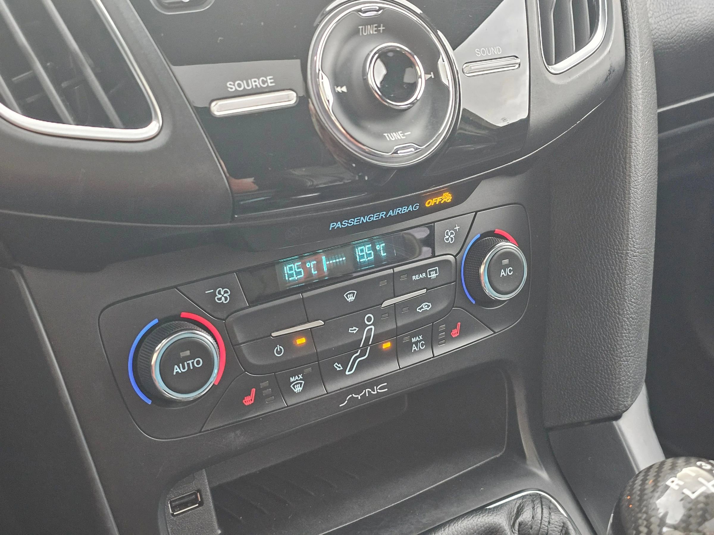 Used 2017 Ford Focus ST image 31