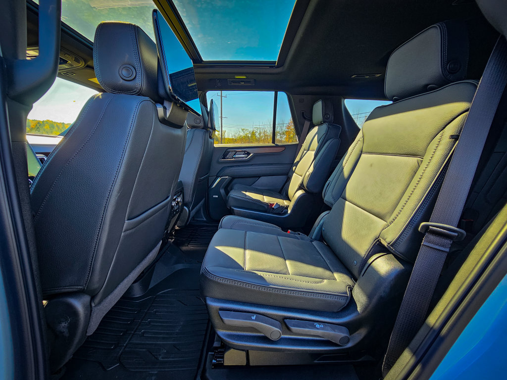 New 2027 GMC Yukon Denali w/ Denali Reserve Package AWD/4WD image 38