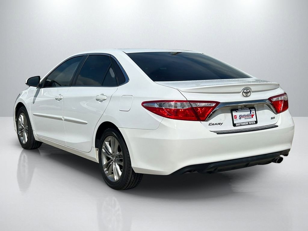 Used 2017 Toyota Camry SE image 7
