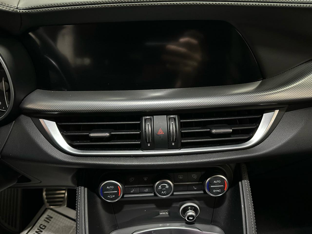 Used 2019 Alfa Romeo Stelvio Ti Sport w/ Quick Order Package 22S Sport image 17