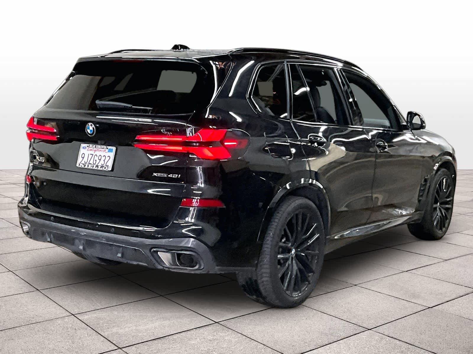 Used 2024 BMW X5 xDrive40i w/ Executive Package image 14