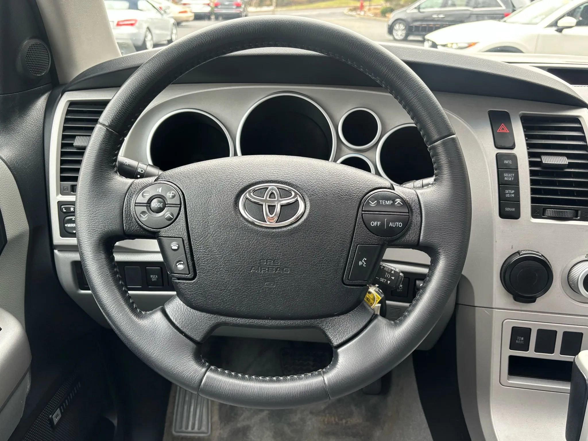 Used 2008 Toyota Sequoia Limited RWD image 28