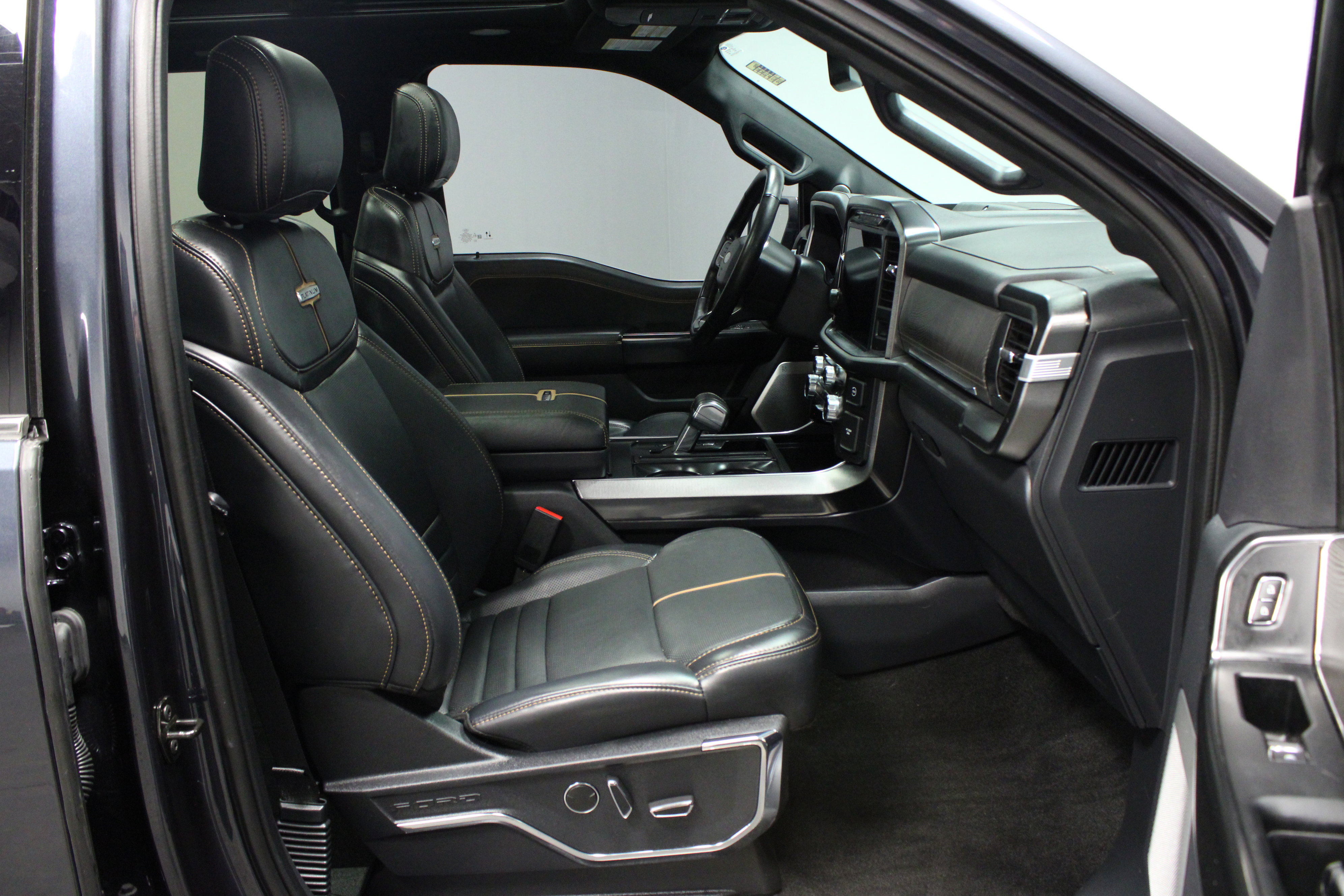 Used 2022 Ford F150 Platinum w/ Equipment Group 701A High image 19