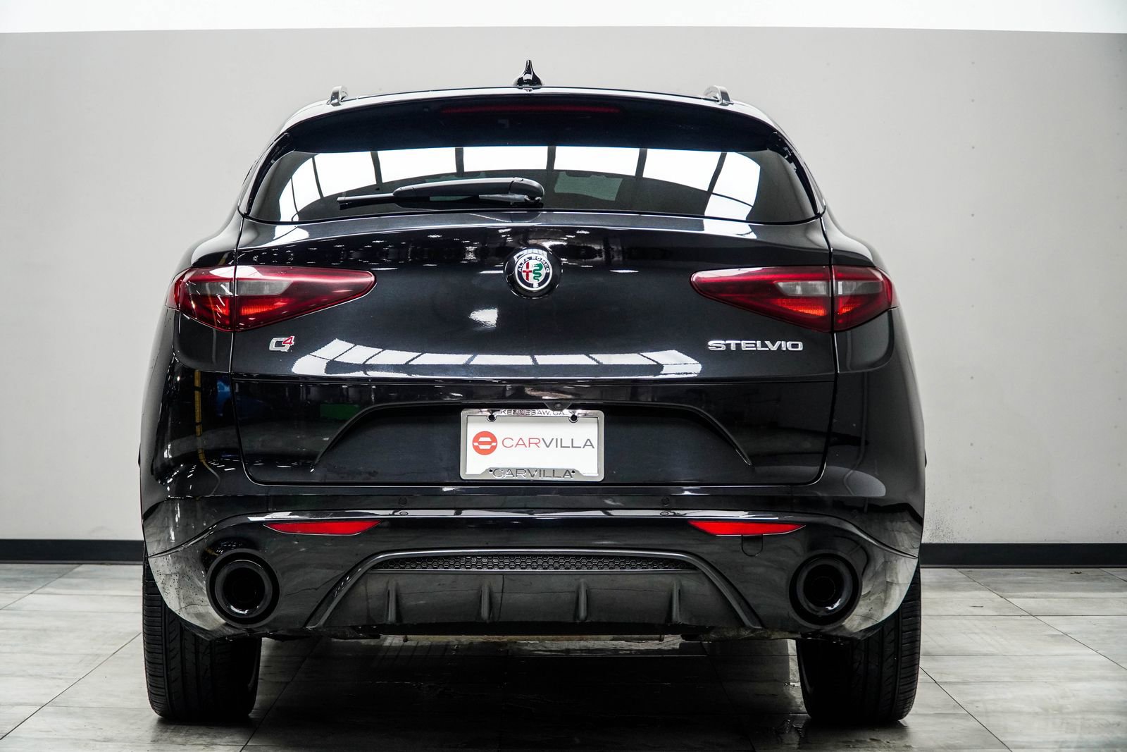 Used 2023 Alfa Romeo Stelvio Veloce image 12