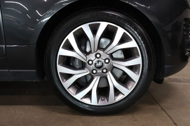 Used 2019 Land Rover Range Rover HSE image 37