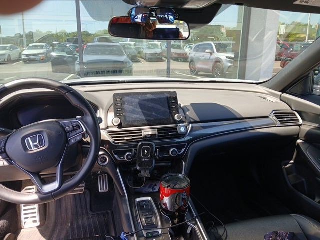 Certified 2022 Honda Accord Sport image 11