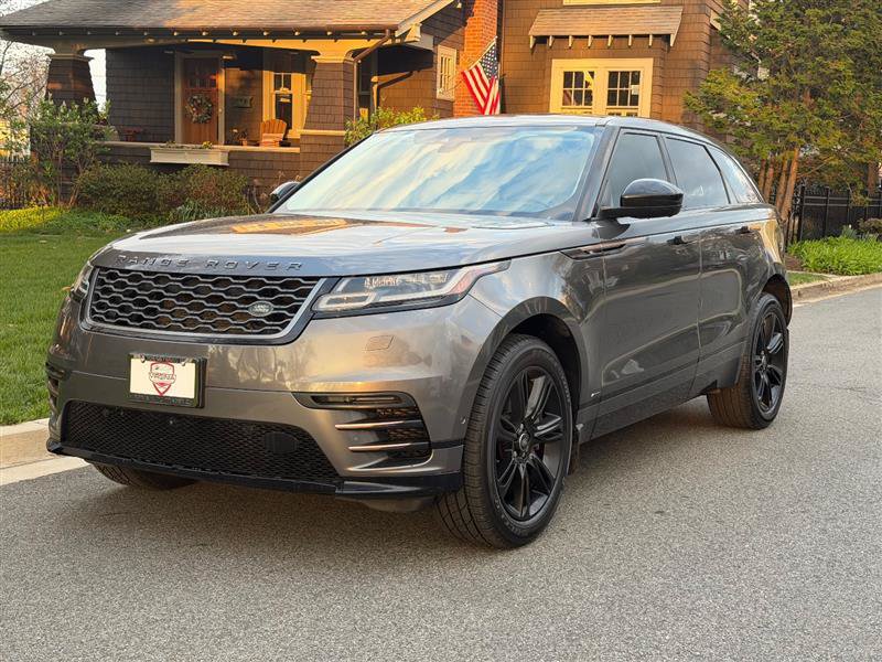 Used 2018 Land Rover Range Rover Velar R-Dynamic SE AWD/4WD image 4
