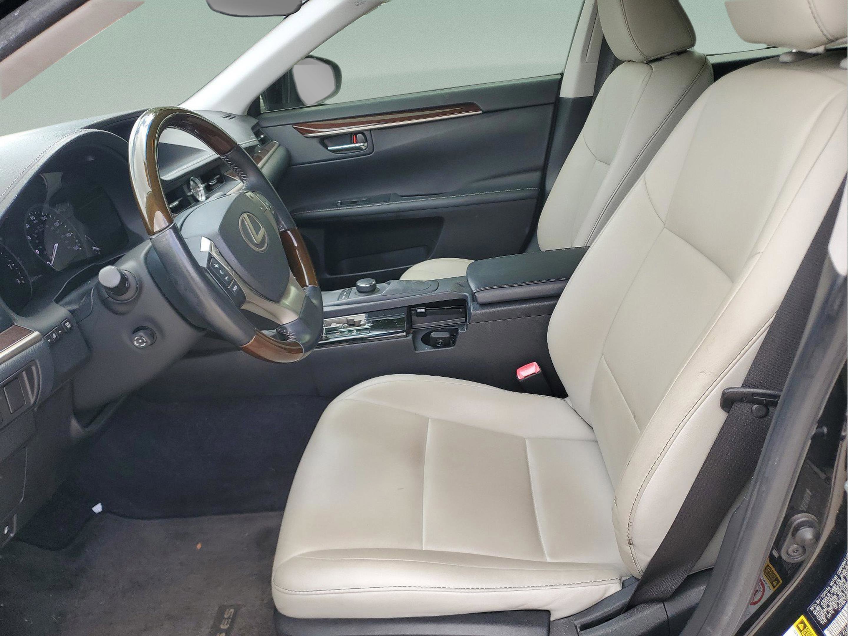 Used 2013 Lexus ES 350 w/ Premium Pkg image 16