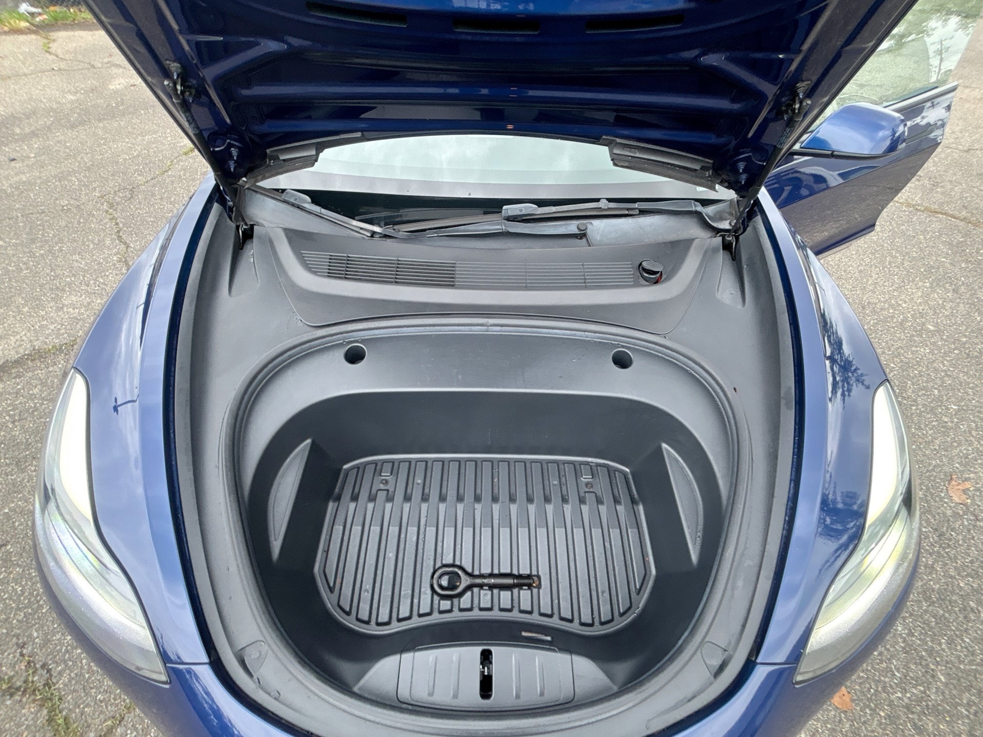 Used 2023 Tesla Model 3 Standard Range RWD image 18