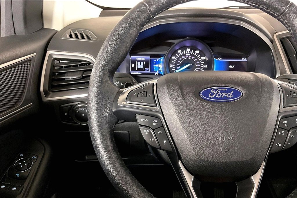 Used 2022 Ford Edge SEL w/ Sport Appearance Package image 18