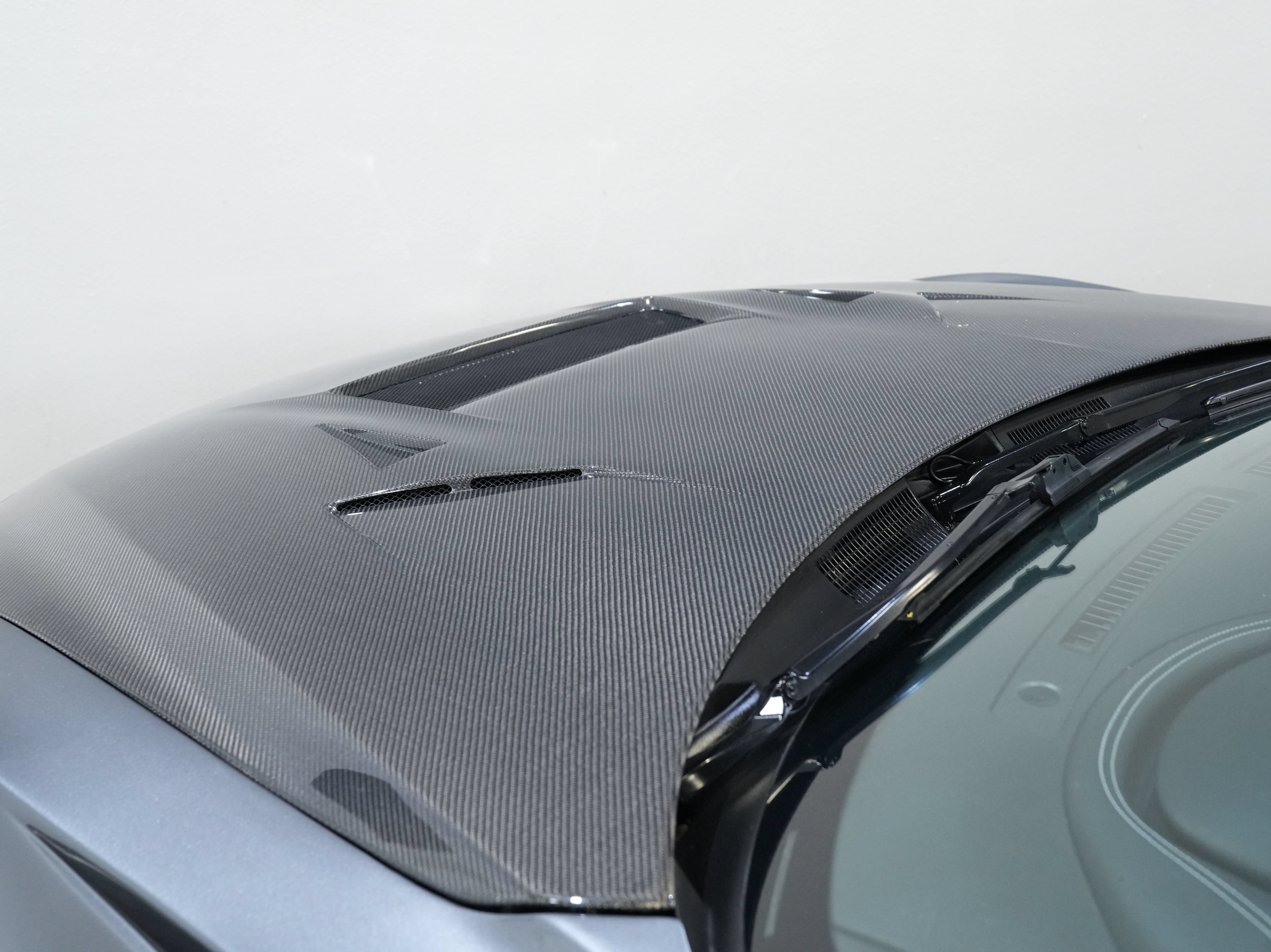 Used 2014 Nissan GT-R Premium AWD/4WD image 21