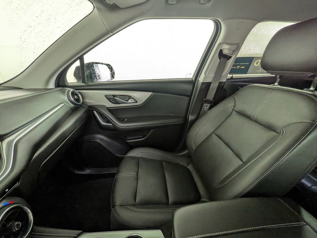 Certified 2023 Chevrolet Blazer LT w/ Midnight/Sport Edition image 31
