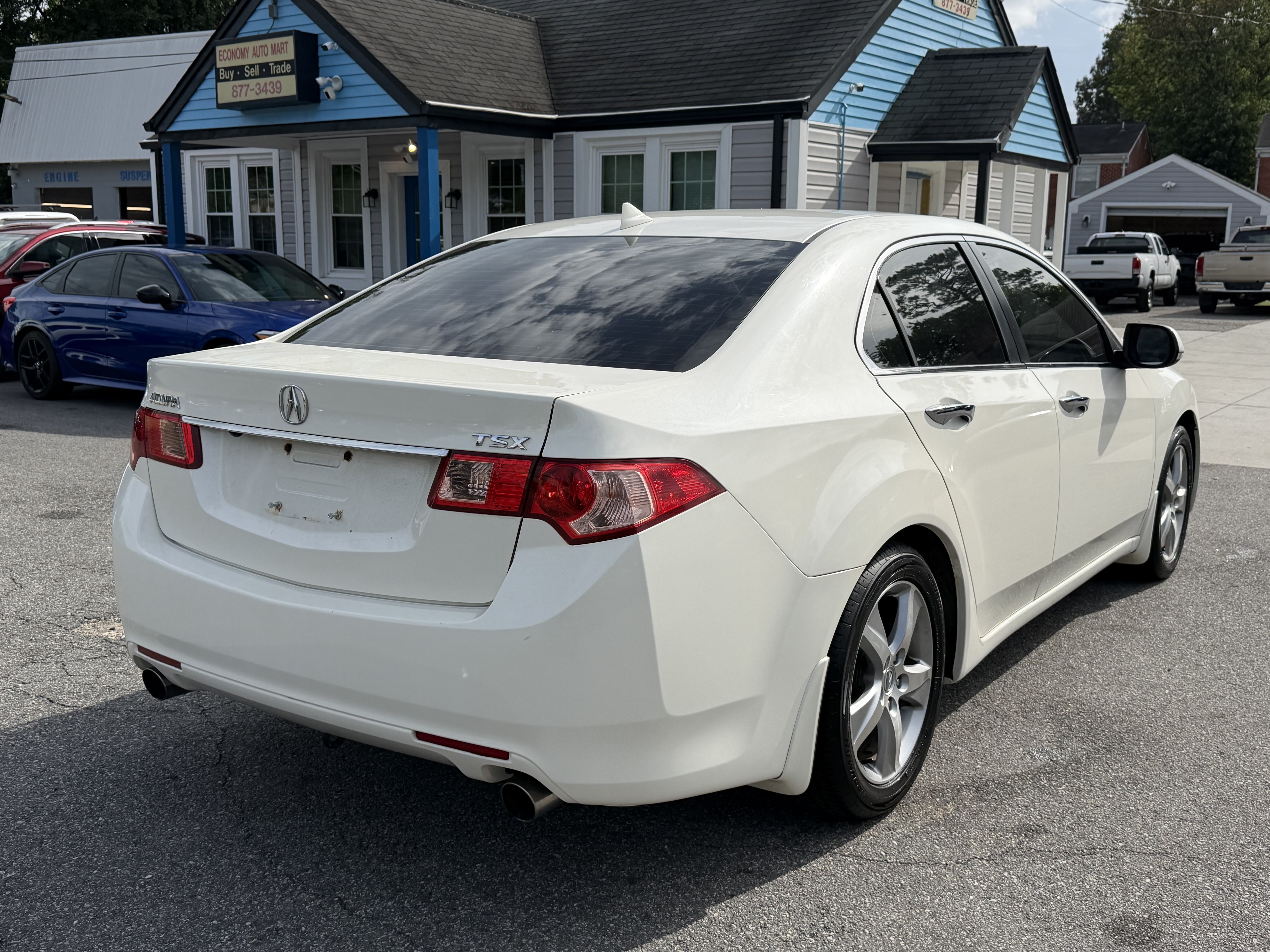Used 2011 Acura TSX Sedan FWD image 5