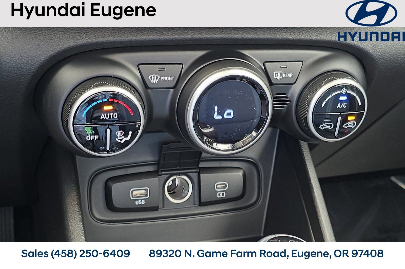 New 2025 Hyundai Venue SEL image 22