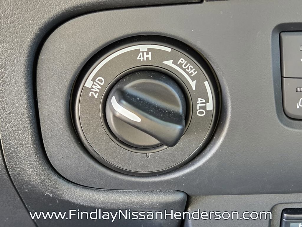 Used 2025 Nissan Frontier SV w/ SV Convenience Package image 25