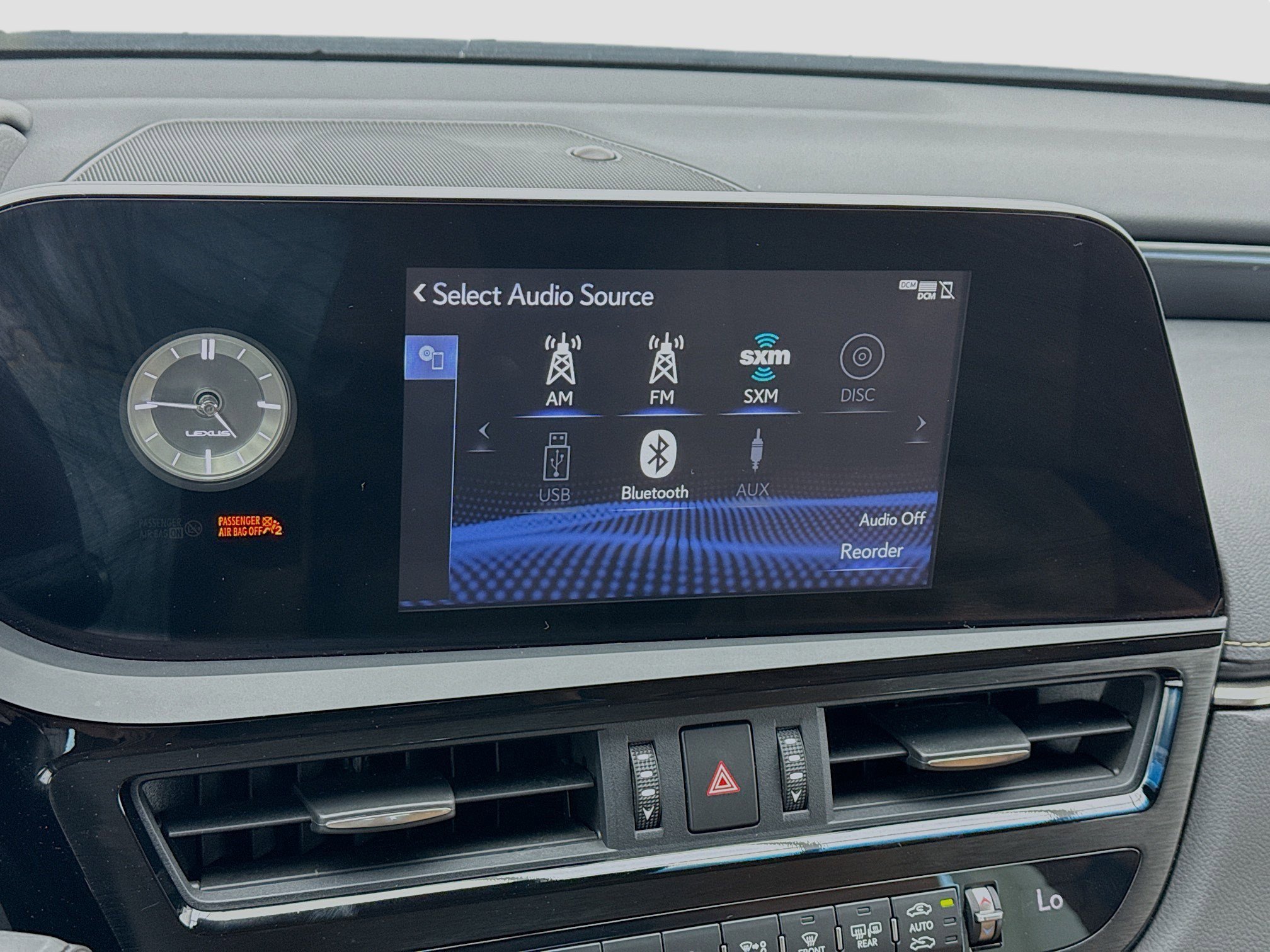 Used 2022 Lexus ES 300h image 11