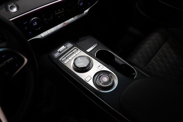 Used 2024 Genesis GV70 3.5T Sport w/ Sport Prestige Package image 33