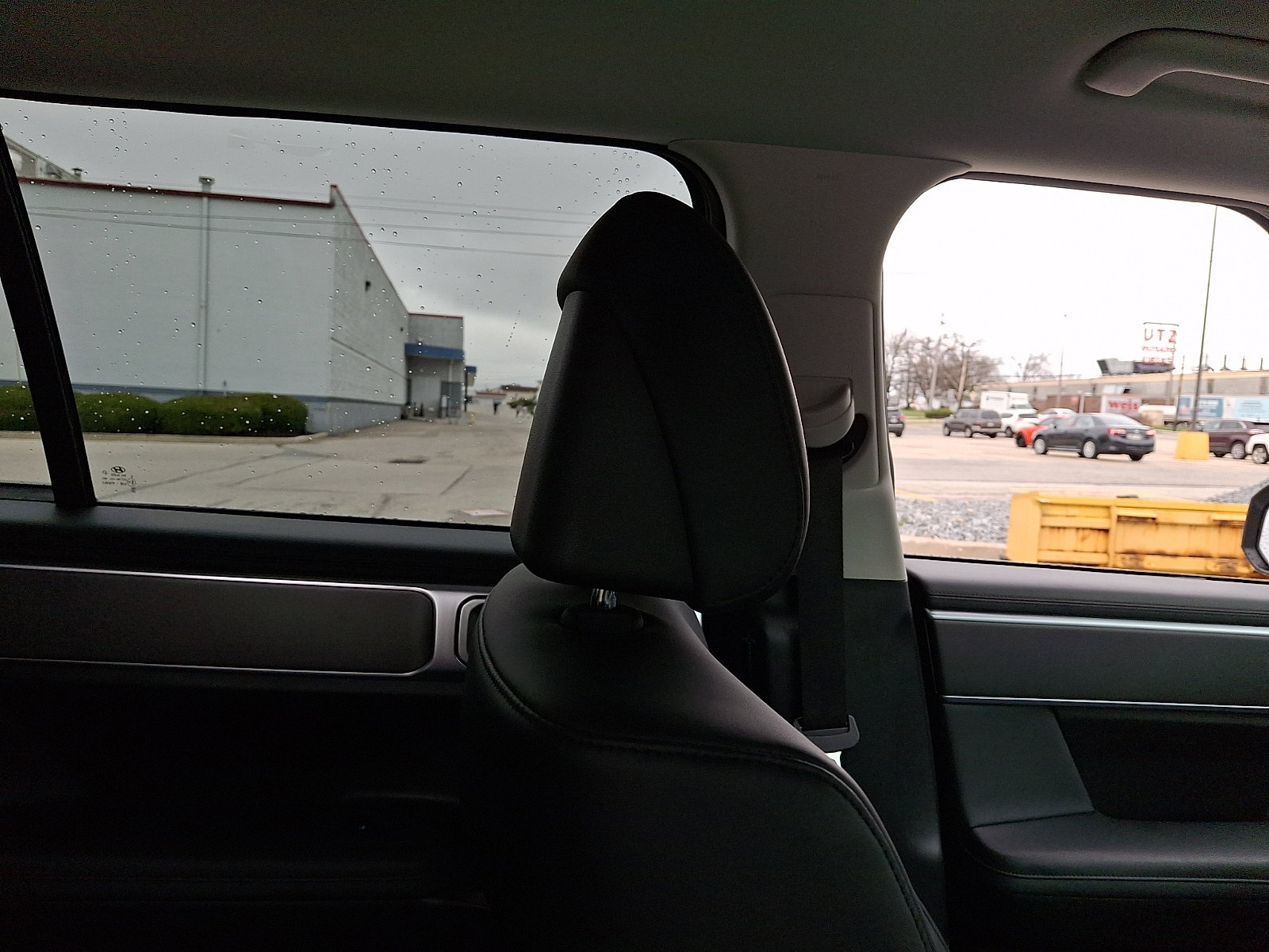 Used 2025 Hyundai Santa Fe SEL image 13