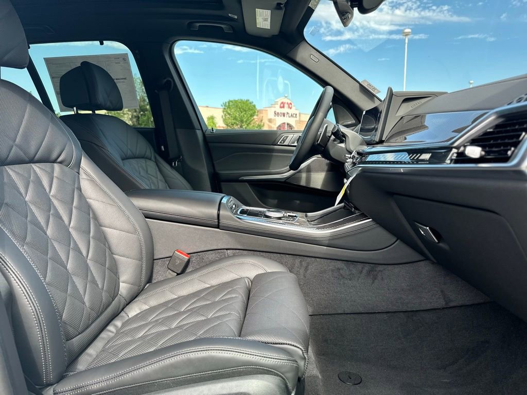 New 2026 BMW X5 M60i image 26