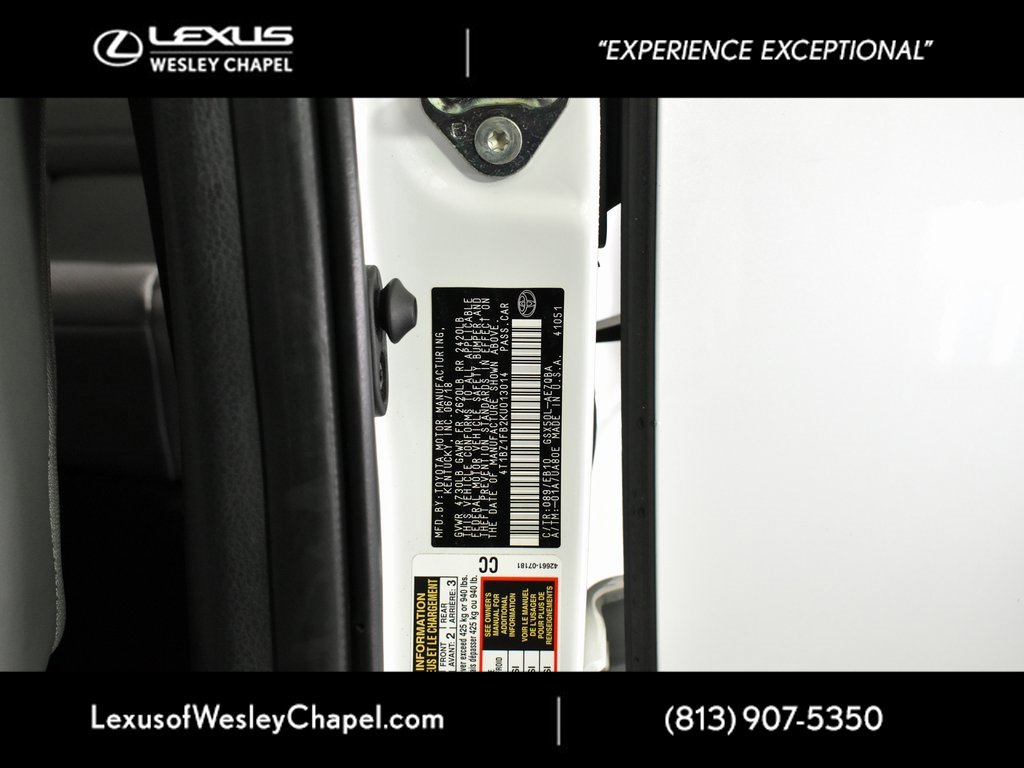 Used 2019 Toyota Avalon XSE image 39