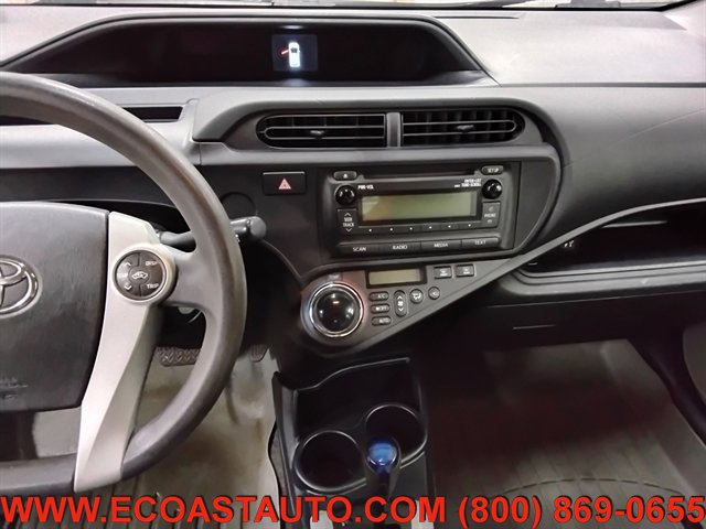 Used 2014 Toyota Prius C One FWD image 11