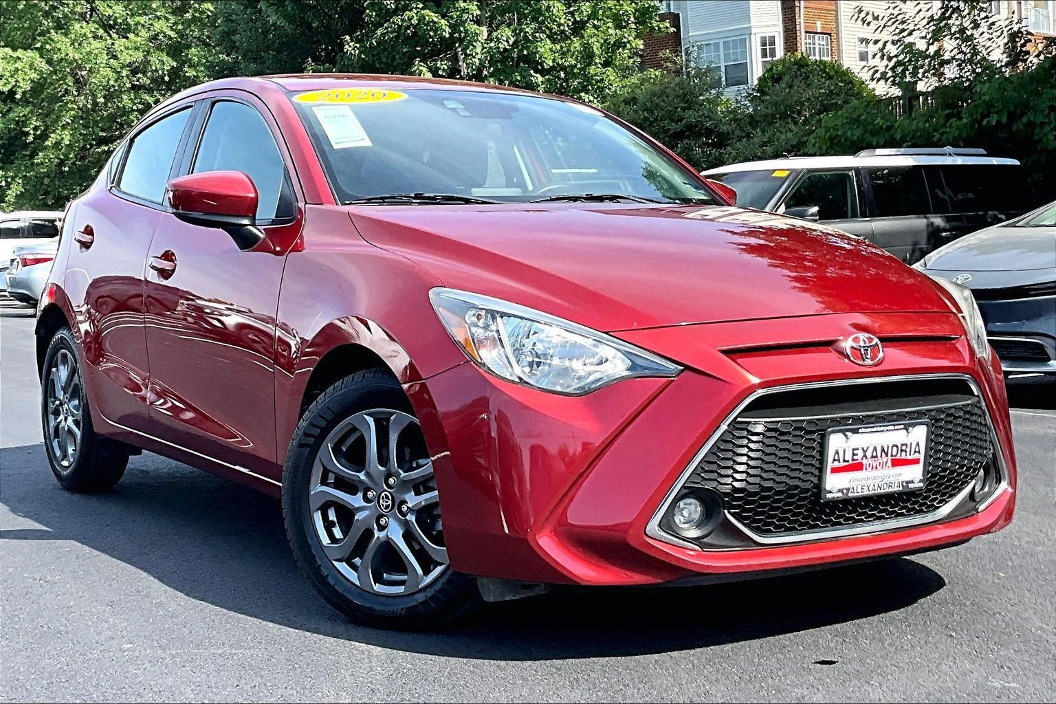 Used 2020 Toyota Yaris LE FWD image 2