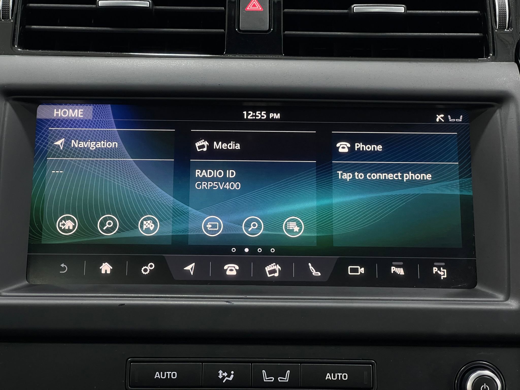 Used 2020 Land Rover Discovery Landmark AWD/4WD image 23