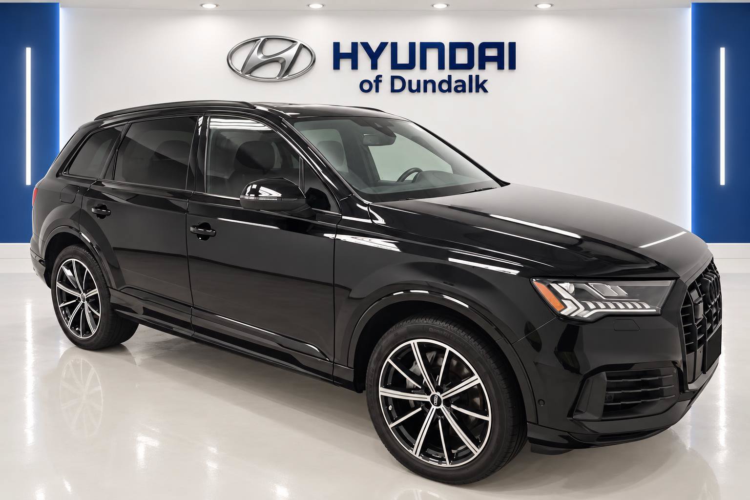 Used 2023 Audi Q7 3.0T Premium Plus AWD/4WD image 3