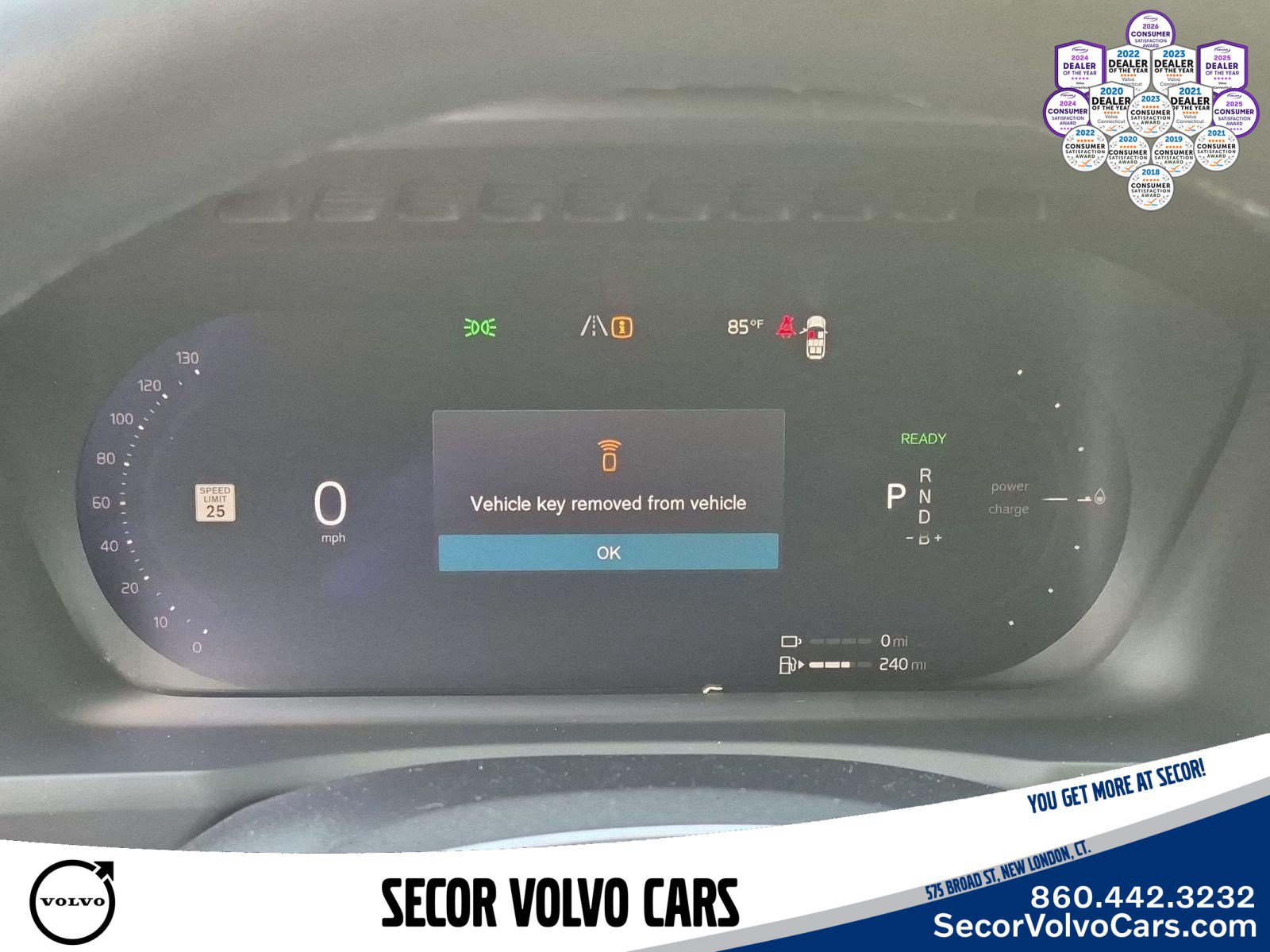 Certified 2024 Volvo XC90 T8 Plus w/ Protection Package Premier AWD/4WD image 12