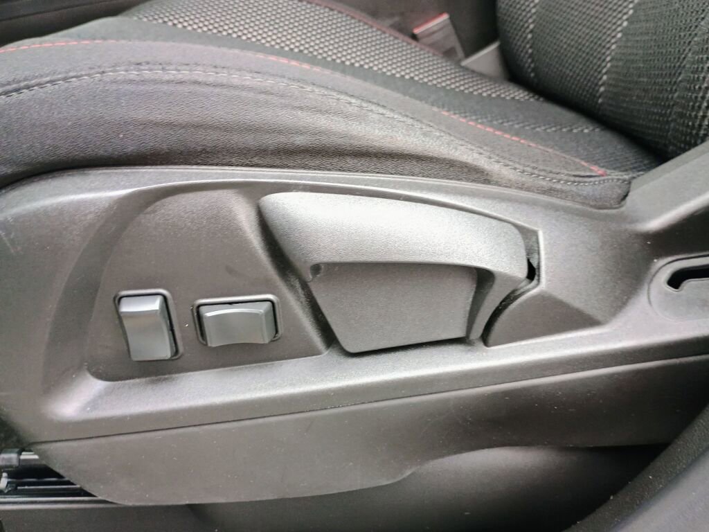 Used 2017 Chevrolet Equinox LS image 7