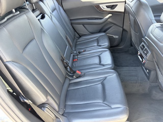 Used 2019 Audi Q7 2.0T Premium Plus w/ Premium Plus Package AWD/4WD image 22