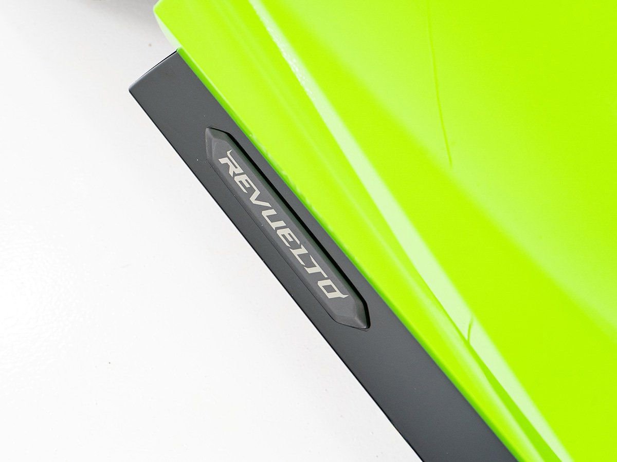 Used 2024 Lamborghini Revuelto image 36