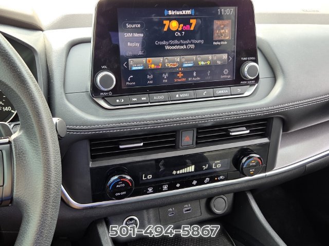 Certified 2023 Nissan Rogue SV FWD image 17