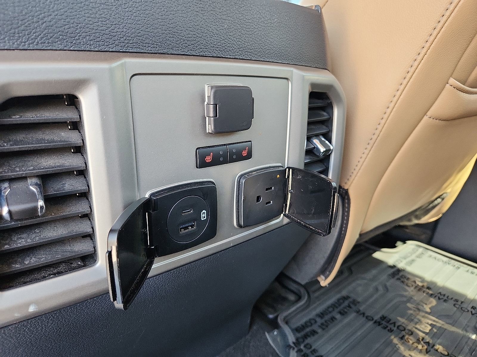Used 2022 Ford F250 Lariat w/ Lariat Value Package AWD/4WD image 10
