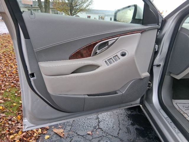 Used 2012 Buick LaCrosse Premium image 10