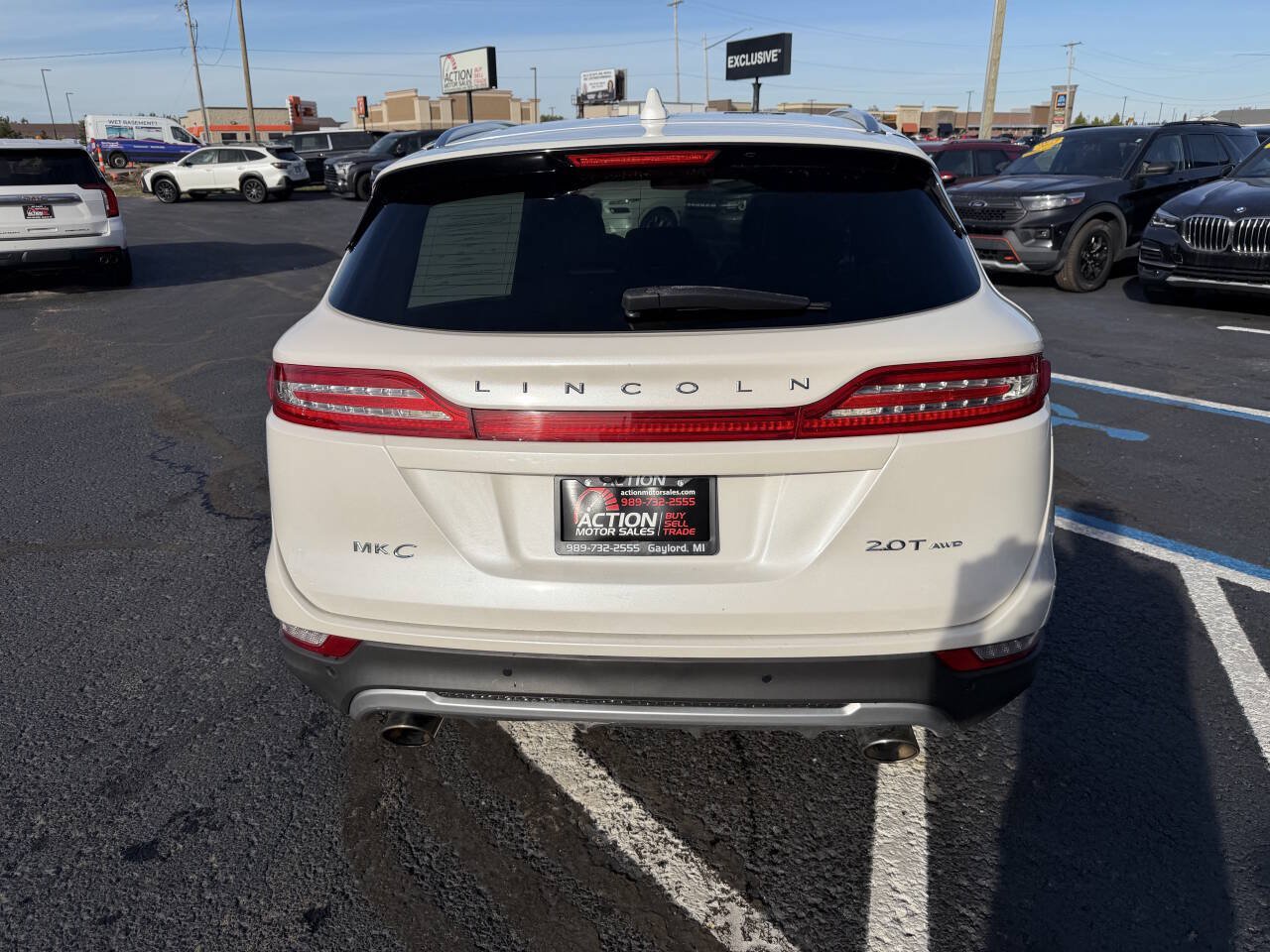 Used 2018 Lincoln MKC Select w/ Select Plus Package AWD/4WD image 4