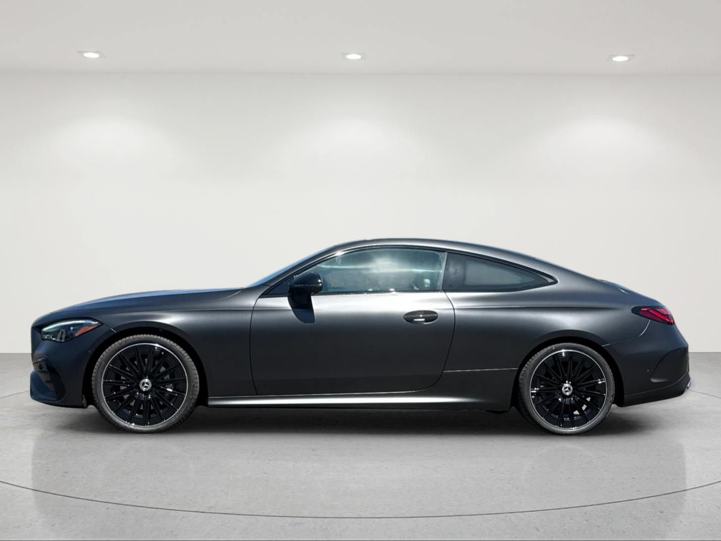 New 2027 Mercedes-Benz CLE 300 4MATIC Coupe image 3
